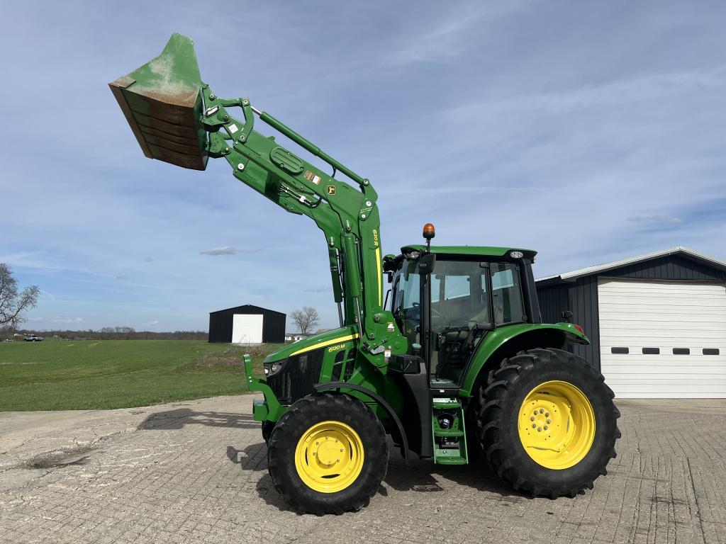 2023 John Deere 6120M — photo 1
