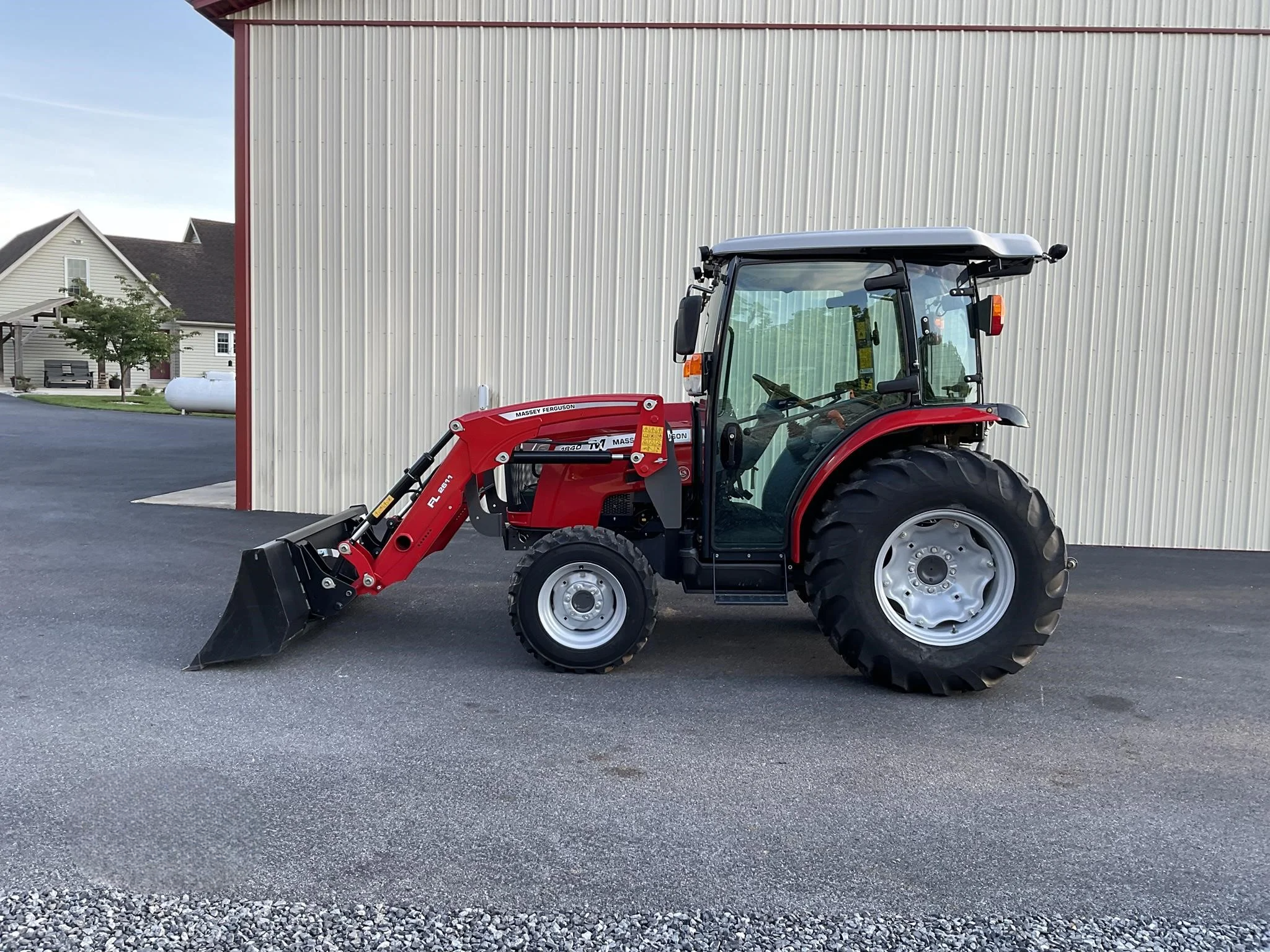 2023 MASSEY FERGUSON 1840M — photo 1