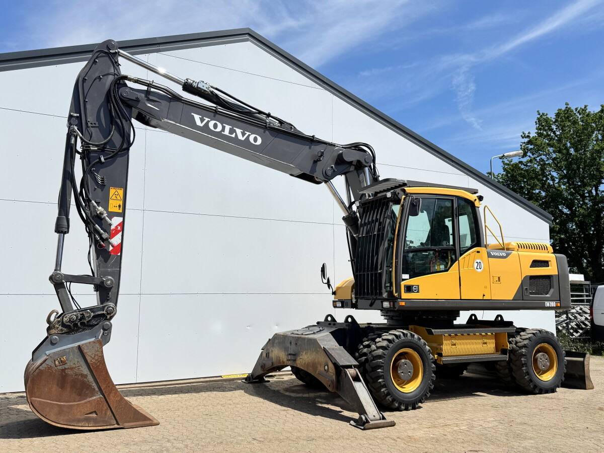 2016 Volvo EW210D — photo 1