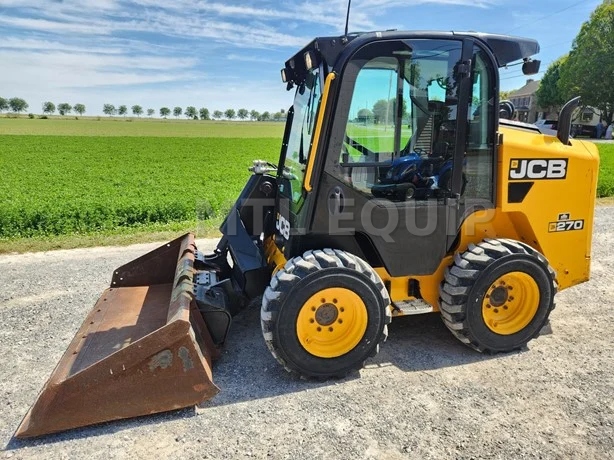 2022 JCB 270 — photo 1